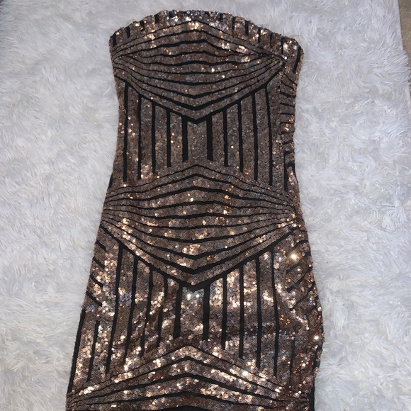 Fashion Nova Sparkly Mini Dress - Picture 1 of 3